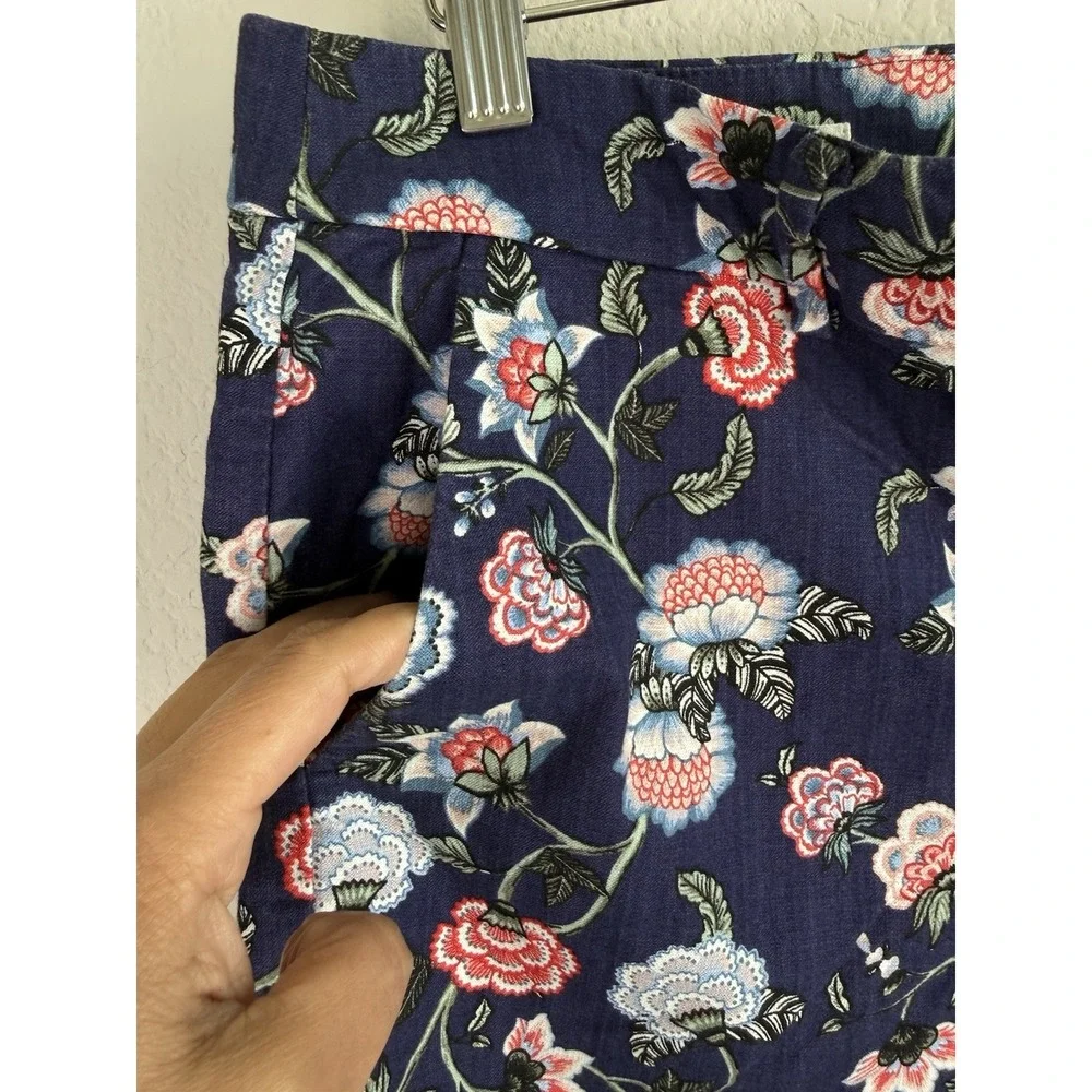 Loft The Riviera Shorts Blue Floral Print‎ Women's Size 12 Coastal Summer Casual